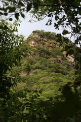 La barranca de Huentitan en un d&iacute;a de verano en Guadalajara, Jalisco, M&eacute;xico