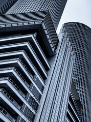 観光とビジネスの拠点 名古屋駅のビル