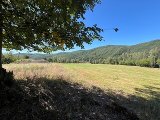 Leluchów, małopolska, droga jesienna. © Maciej G. Szling