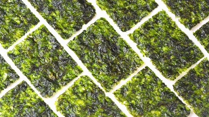 Dried nori seaweed crispy snack © Noor