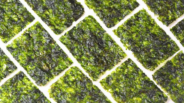 Dried nori seaweed crispy snack