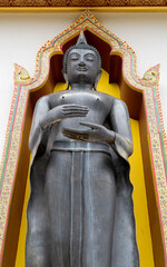 Temple statues and carving intricate designs and patterns from around the world temples and places of worship Asia