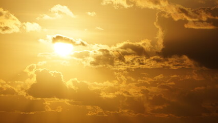 ドラマチックな空と雲の光景