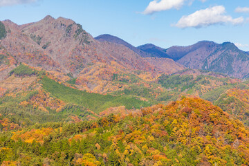日本の風景・秋　山梨県甲府市　紅葉の昇仙峡ロープウェイからの眺望 © Yuta1127