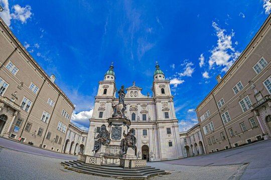 Cathedral Square (Domplatz) with Marian Column Statue and Statue of the Virgin Mary. The statue of the Immaculate Conception (Mariens&auml;ule) is the center of the square. Salzburg, Austria