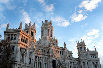 Obraz premium Cybele palace architecture with crescent moon and light clouds