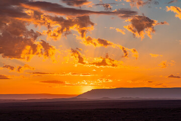 View of sunrise desert landscape in the Karoo © Sunshine Seeds