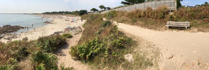 une promenade au long de la c&ocirc;te &agrave; Combrit en Bretagne Cornouaille Finist&egrave;re France