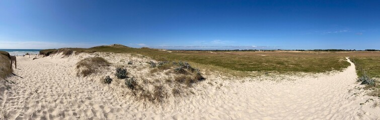 une promenade au long de la c&ocirc;te &agrave; La Torche en Bretagne Cornouaille Finist&egrave;re France