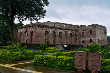 The Hindola Mahal, or "Swing Palace," is a unique 15th-century architectural marvel in Mandu, Madhya Pradesh, India. AUGUST 14 2025 