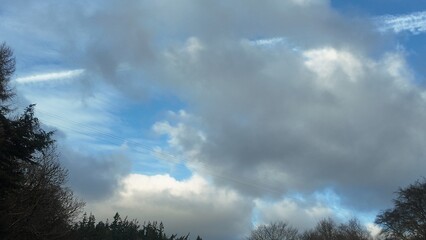 Obraz premium Dramatic Cloudscape with Blue Sky