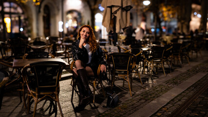 Obraz premium young woman in cafe