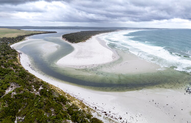 Policemans Point is Tasmania island
