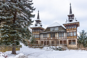 altes Hotel historische Fassade Hotel Alexisbad Harz Selketal