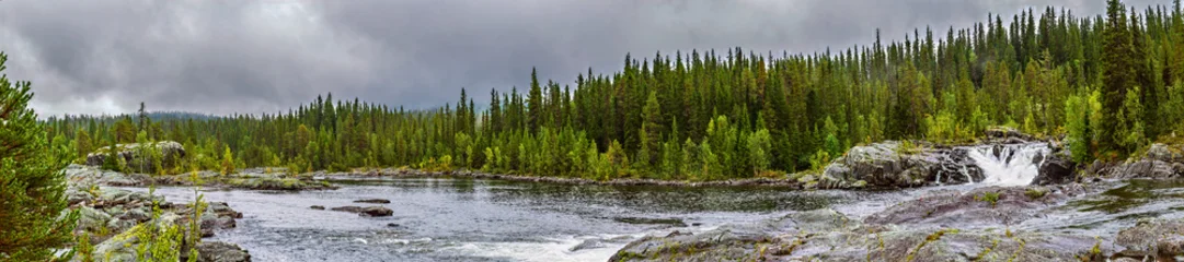 Fleecedeken met foto Bos rivier Lapland wilderness river flowing through rocky boreal forest  © Alexandre Patchine