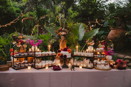 Wedding Cake Buffet with Florals