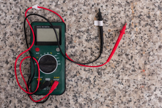 Digital multimeter