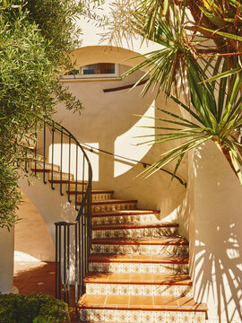 Stunning Staircase in a Sunlit Garden Setting