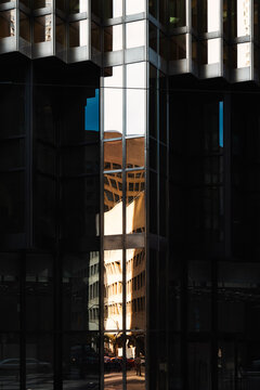 Illuminated linear window reflection