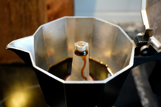 Preparing coffee