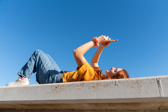 Outdoor Phone Use