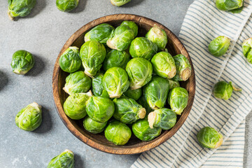 Green Organic Raw Brussel Sprouts