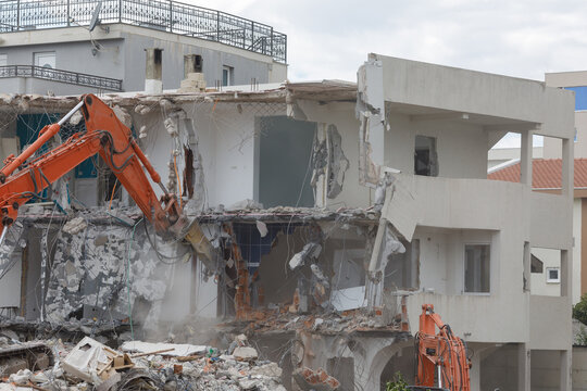Process of demolition an old building
