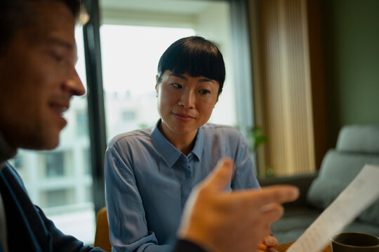 Financial advisor discussing investment plan with attentive client
