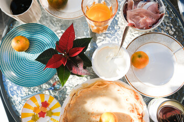 Delicious Breakfast Spread Featuring Pancakes and Fresh Fruits