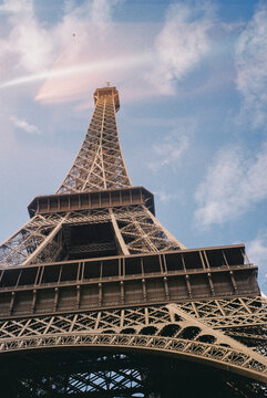 Eiffel Tower in Paris under blue sky
