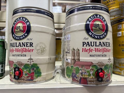 December 2025, Landers Superstore, Philippines: Paulaner Hefe-Weissbier Naturtr&uuml;b 5L mini keg
