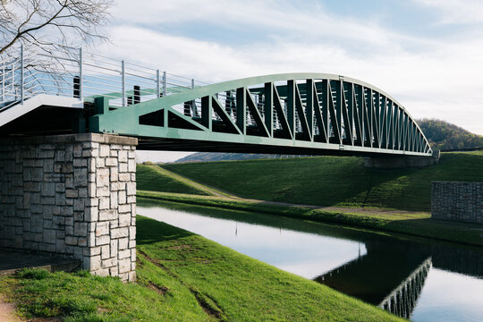 Canal Place Bridge
