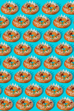 pattern featuring some spanish king cakes