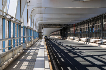 Obraz premium レインボーブリッジの一般道