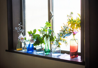 玄関に花をたくさん飾る