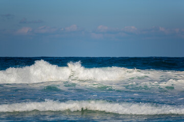 엄청난 파도의 힘