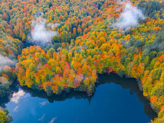 Autumn scenery in Yedig&ouml;ller, reflections and the waltz of colors in nature