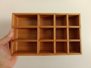 Porta J&oacute;ias de Madeira - jewelry box