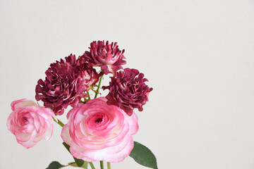 薔薇とラナンキュラス