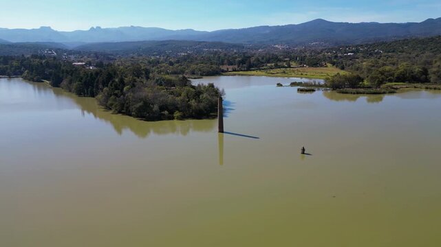 Torre inundada en Hidalgo, Mexico