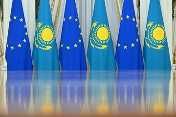 EU flag, Europe, union, flag of Kazakhstan and the European Union, EU, symbol, euro, European Union and Kazakhstan, European Union and Kazakhstan investment, flags, country, flag of Kazakhstan and the