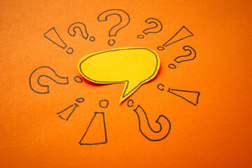Speech bubble with question marks. Communication challenges.