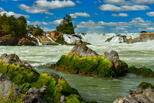 Khone Phapheng Falls (Chutes De Khone) on the Mekong River,  Champasak province, Laos