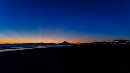 夕焼けとふじさん