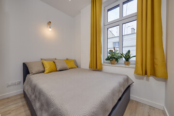 Sypialnia z dużym łóżkiem  © arteffect.pl