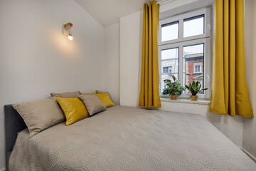 Sypialnia z dużym łóżkiem  © arteffect.pl