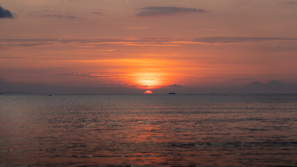 Obraz premium Sunset on the beach