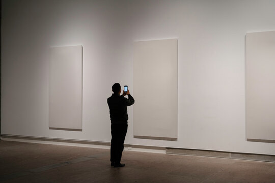blank frame in gallery