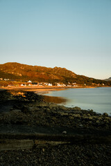panorama spiaggia scozzese al tramonto