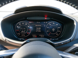 Car virtual cockpit digital instrument cluster display